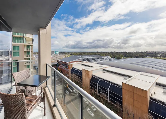 Oaks Adelaide Horizons Suites